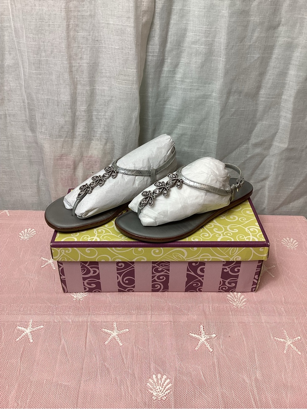Brighton “Oyster” Sterling Croco Flat Thong Sandals; Size 6.5